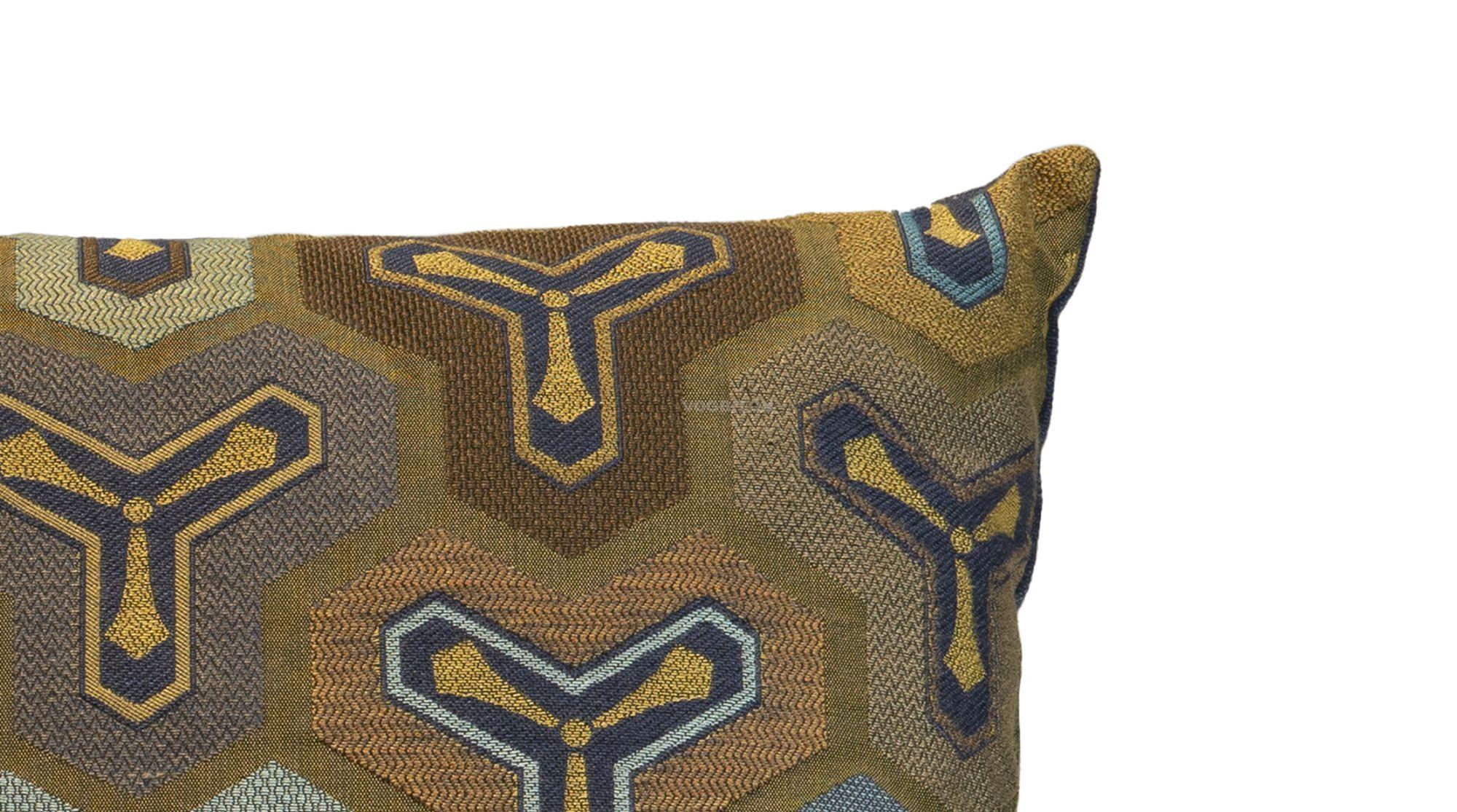 KAME_coussin_bleu_40x40_face (1)