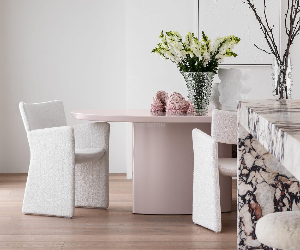 crown-armchair-VOGBITON2