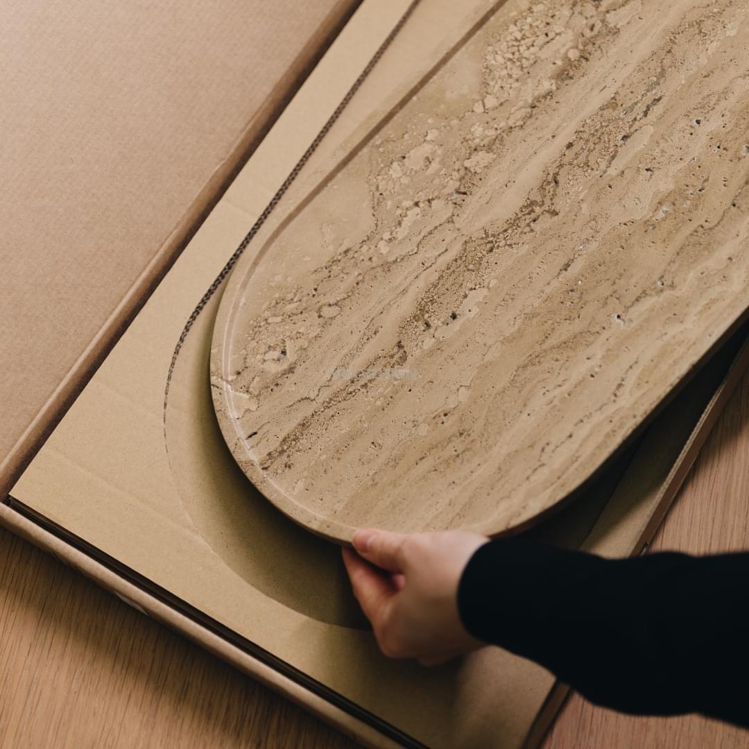 round-tray-travertine-VOGBITON1